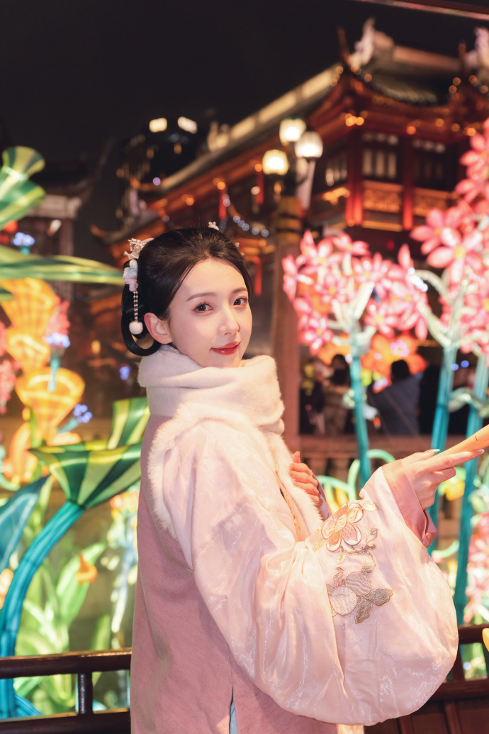 热辣滚烫 封面